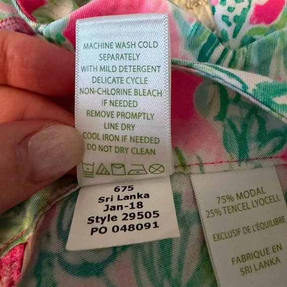 Lilly Pulitzer Dahlia Pink and Green Floral Shorts - Picture 11 of 11